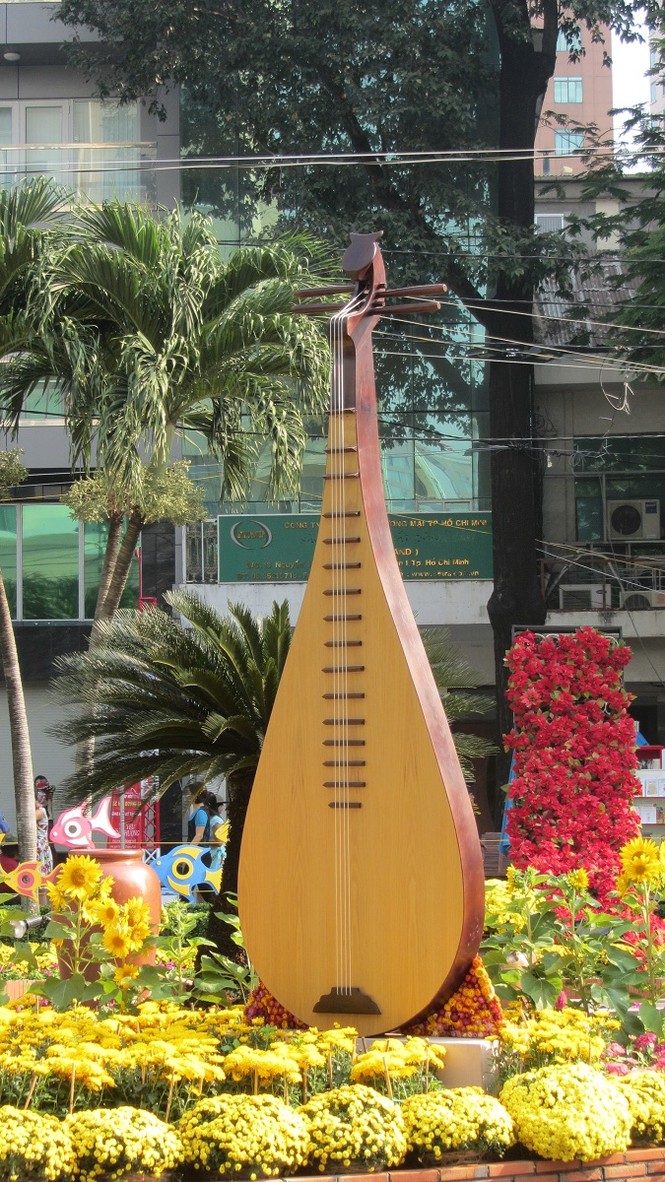 Đường hoa Nguyễn Huệ khoe sắc trước giờ khai mạc - ảnh 11
